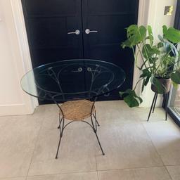 Glass circular table
Has surface scratches as shown in images 
Thick glass top 
Sturdy 
Glass table 
Diameter 89.5cm
Height 74.5cm