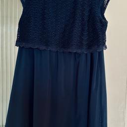 Ich verkaufe ein dunkelblaues Kleid von S.Oliver in Größe M. Das Kleid wurde kaum getragen und ist daher in einem sehr guten Zustand.

Versand 1,95€

Zahlung per PayPal oder Überweisung.

Privatverkauf- keine Gewährleistung.