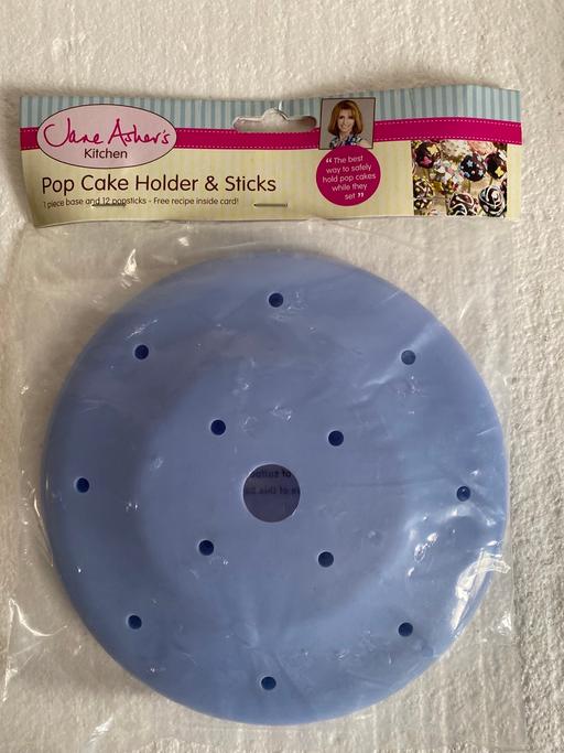 Buy & Sell Acton West London - Photos for Pop cake holder & sticks .