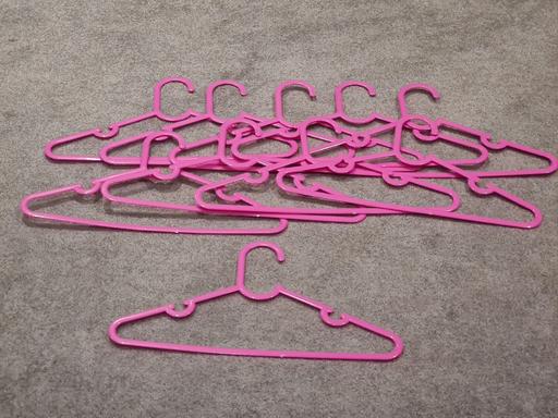 Buy & Sell Derbyshire South Derbyshire - Photos for pink child coat hangers