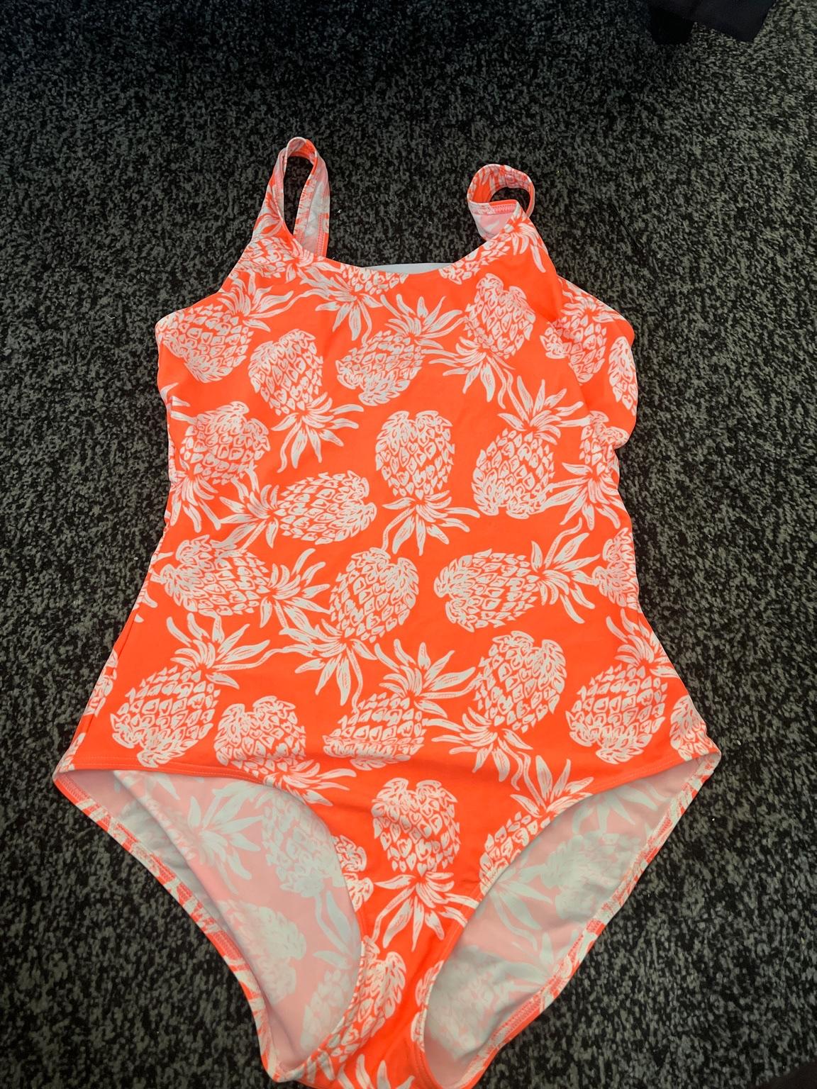 Swim costume in DY4 Sandwell für 2,00 £ zum Verkauf Shpock DE