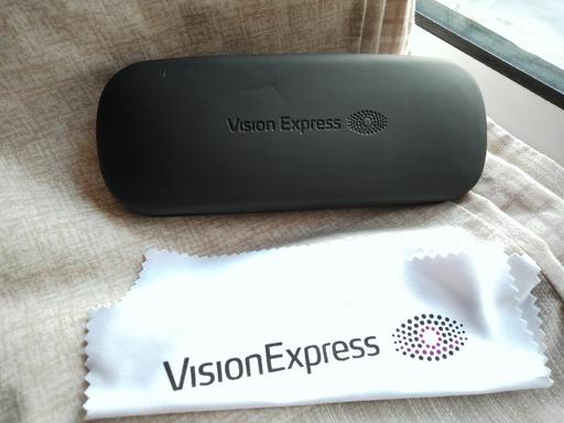 Buy & Sell South East London Croydon - Photos for Reading Glass Case x2 +Wiper (Vision Express)