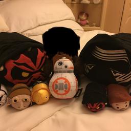 2 x larger tsum tsum soft toys
6 x small tsum tsum soft toys
1 x BB8 soft toy
Please visit my other listings