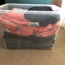 Bundle of new clothes
There is:
6x black dots dress
1x jacket
5x dark green dress
16x coral top
3x coral dress

Sizes 8, 10, 12, 14

New with tags

It would be posted without the box

Selling just because we are moving and I won’t have space for it anymore