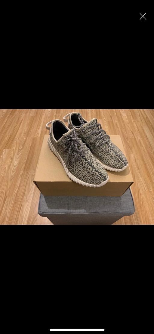Buy & Sell East London South Quay - East London - Photos for Adidas Yeezy Boost Turtle Dove 350