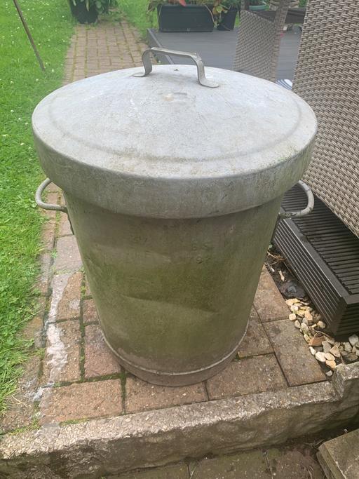 Buy & Sell South Yorkshire Rotherham - Photos for Vintage galvanised dustbin