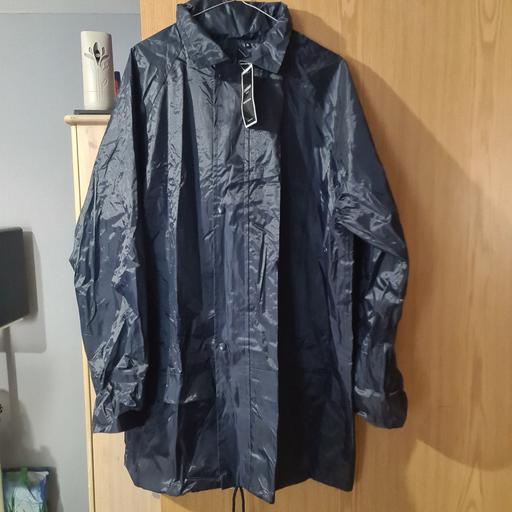 Buy & Sell South East London Old Kent Road - South East London - Photos for MENS HOODED NAVY WATERPROOF XL JACKET