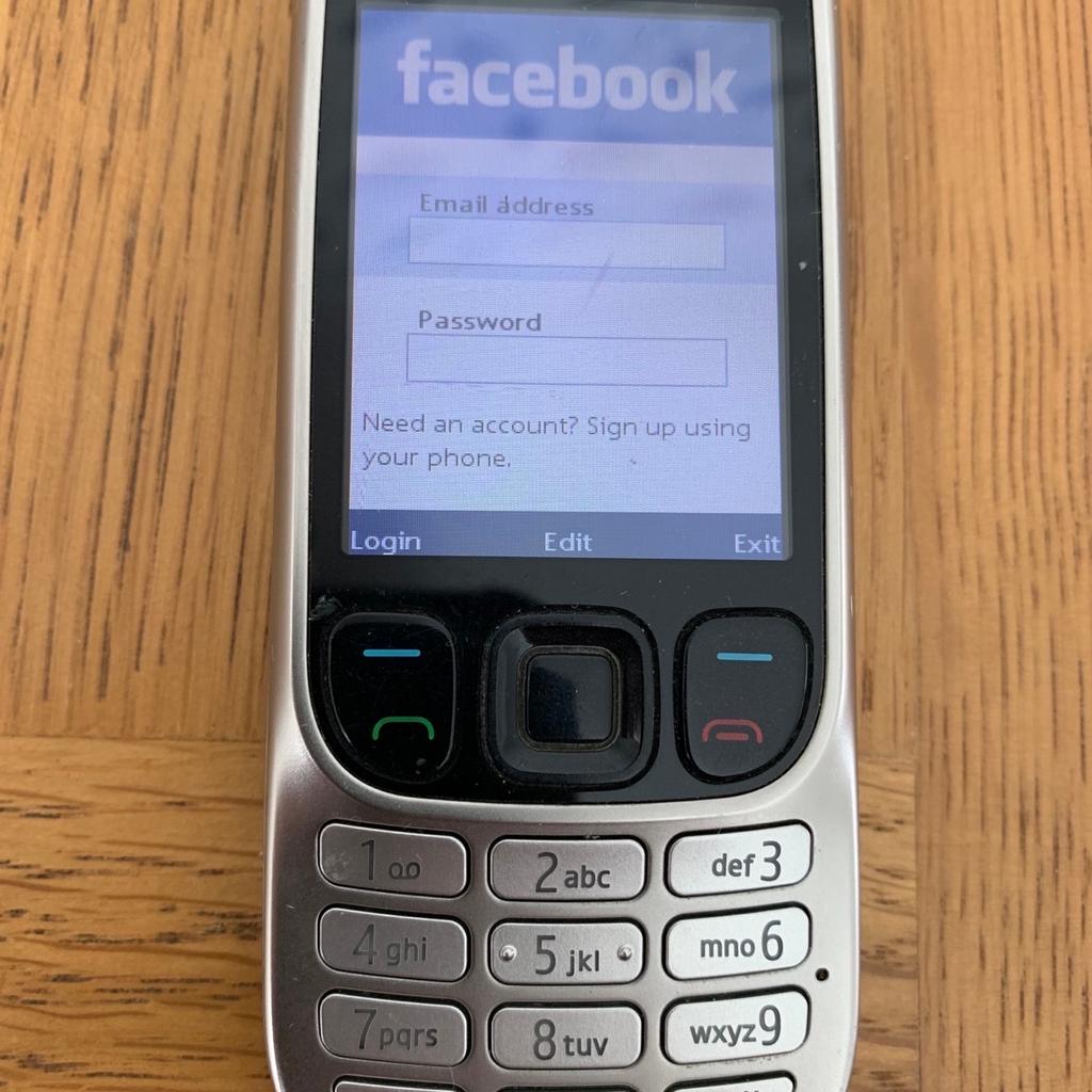 Nokia Classic 6000 smart phone. Works perfectly, battery is good, 3.2MP camera. This is either a collector’s phone or use as basic smartphone. I am prepared to post at purchasers cost. Also comes with charger. Locked to Vodafone but can be unlocked easily at any shop.