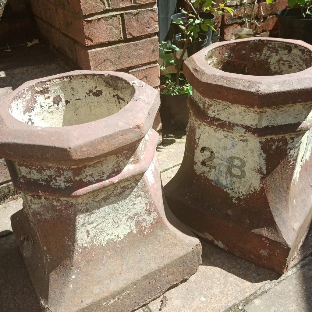 Vintage chimney pots. in DY9 Stourbridge für £ 50,00 zum Verkauf