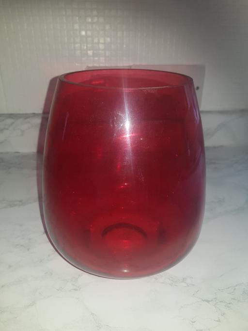 Buy & Sell Tyne and Wear Sunderland - Photos for red vase