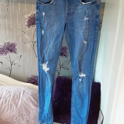 Size waist 32 length 32 super skinny vgc - please see my other items