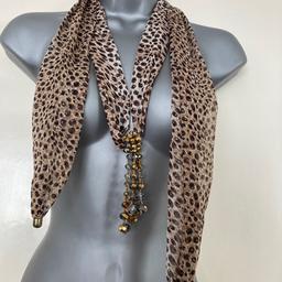 Wrap around animal print glitter scarf/necklace. Please see all photos.