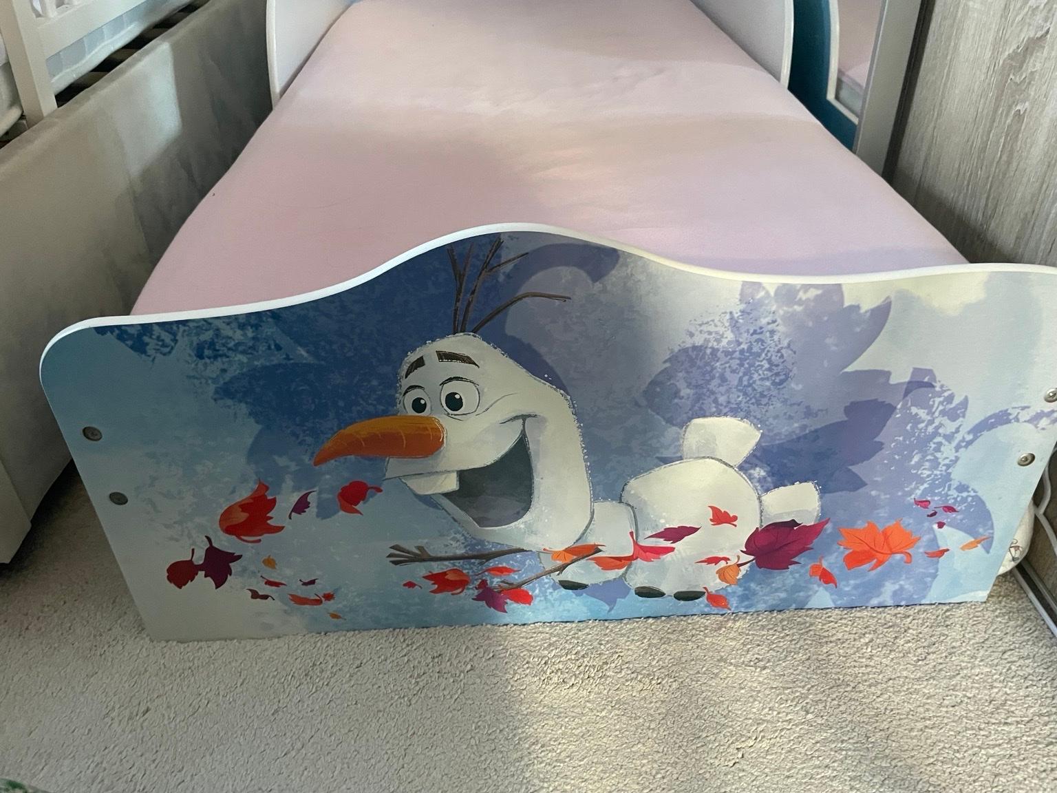 frozen toddler bed with mattress