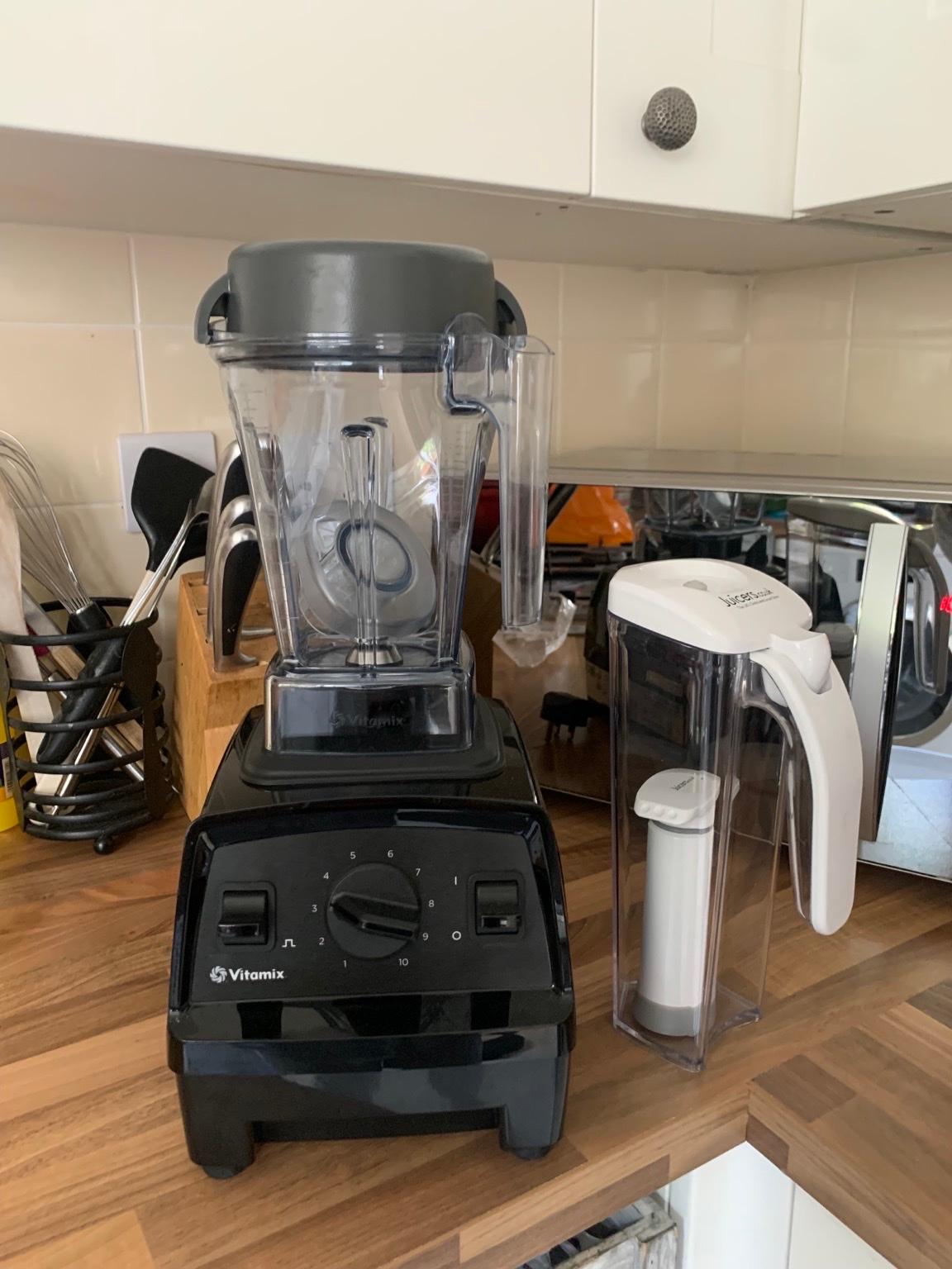 Vitamix Explorian E310 1.4l in RM3 London for £290.00 for sale Shpock