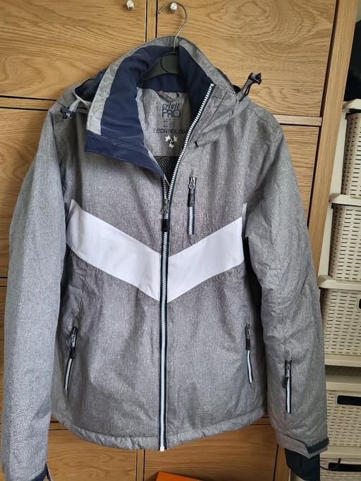 Buy & Sell West Midlands Sandwell - Photos for ski jacket