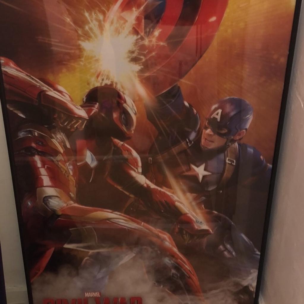 Marvel frame for sale in SW1P London für 20,00 £ zum Verkauf | Shpock DE