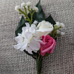rose wedding corsage button holes

Pink

all hand made

multiple available

£4 each

from a smoke free home

collection from WV11 2 area

please check out my other items for sale too thanks