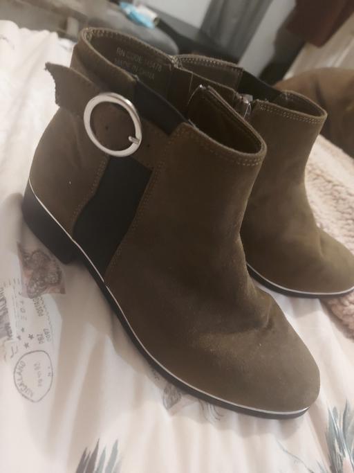 Buy & Sell West Midlands Dudley - Photos for girls size 3 Chelsea style boots