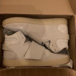 Adidas - Tubular Invader Strap - Cream - Size - 12

New.

£30 cash on collection. (Birmingham)

Or

£35 posted. Payment to PayPal or Shpock Wallet.

No offers.

Any Questions Message or Phone -

Sunny - 07508833785