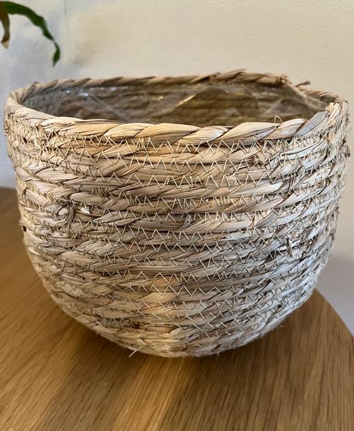 Buy & Sell Bristol Knowle - BS4 - Photos for Woven basket planter