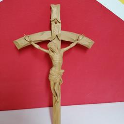 Wunderschönes handgemachtes Jesuskreuz (vom Schnitzmeister /Bildhauer Andreas Hörfarter in Niederndorf) zu verkaufen.
Die Schönheit ist auf den Fotos leider nicht so gut erkennbar🙈
Die Höhe vom Kreuz ist 64cm.
Besichtigung vor Kauf natürlich möglich 🤗