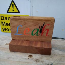 Desktop / makeup table tidy clock
Multi purpose
Reclaimed timber mahogany
Handmade and painted
Only 1 available