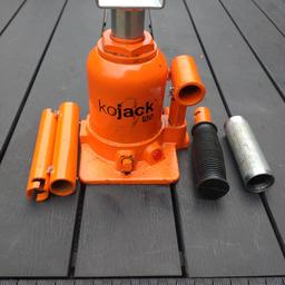 kojak hydraulic jack can be used For caravans or car repairs. goes up to 13 inches but could go higher with different attachments