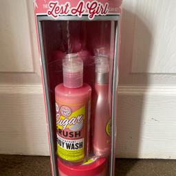 Soap and glory body set with little pink duck never been used
