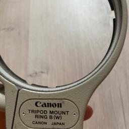 Sehr gut erhaltener Stativ Adapter Ring von Canon.
Modell Tripod Mount holder B(W)