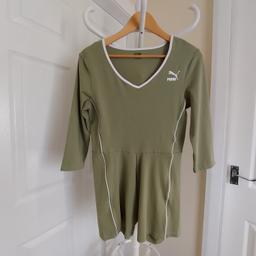 Unitard „Puma“Classics

High Neck Unitard

Oil Green Colour

 New With Tags

Actual size: cm

Length: 70 cm – 73 cm

Length: 54 cm from armpit side

Shoulder width: 42 cm

Length sleeves: 43 cm

Volume hand: 37 cm

Volume bust: 85 cm – 88 cm

Volume waist: 73 cm – 74 cm

Volume hips: 78 cm – 82 cm

Length: 42 cm before to waist

Length: 19 cm from mouse side before to waist

Size: Eur XL, US XL

Shell: 95 % Cotton
 5 % Elastane

Made in Turkey