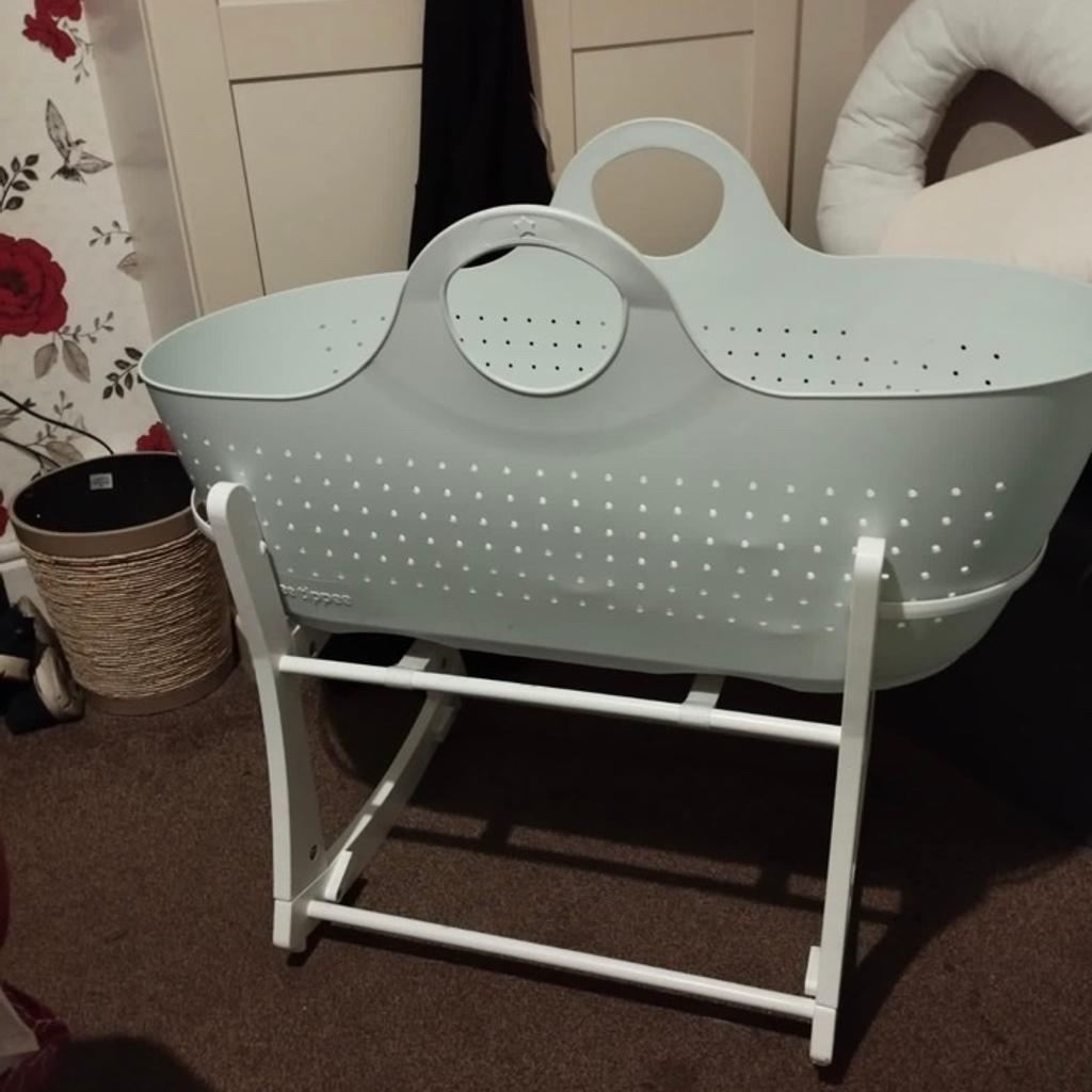 Tommee tippee Moses basket in DY4 Sandwell für 15,00 £ zum Verkauf