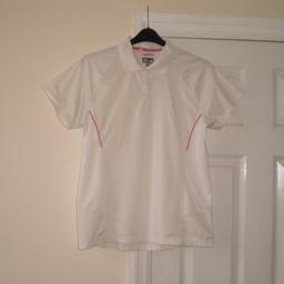 Shirts "Adidas"Clima Cool

 The Brand With The 3 Stripes

 White Pink Mix Colour

 Good Condition

Actual size: cm and m

Length: 67 cm front

Length: 69 cm back

Length: 43 cm from armpit side

Length sleeves: 30 cm from neck

Volume hands: 57 cm from neck

Volume bust: 97 cm – 1.05 m

Volume waist: 95 cm – 1.08 m

Volume hips: 99 cm – 1.14 m

Size: XL/TG (UK) Eur 48

96 % Polyester
 4 % Elastane

Made in Vietnam