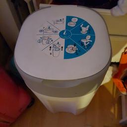 Tommee tippee  nappy  bin ,like new  used a few times.