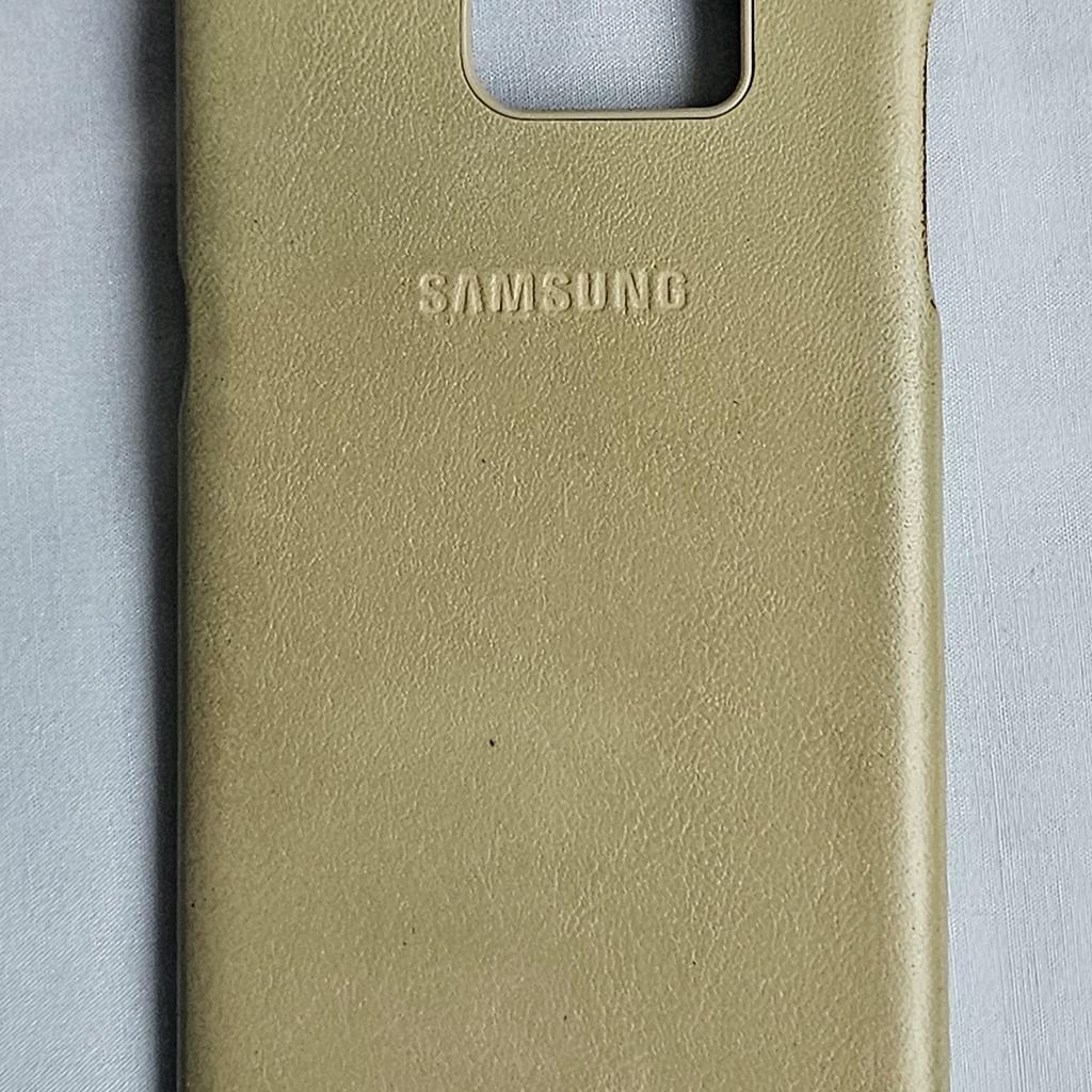 Used but in good sturdy condition, ideal for protecting your Samsung S7.