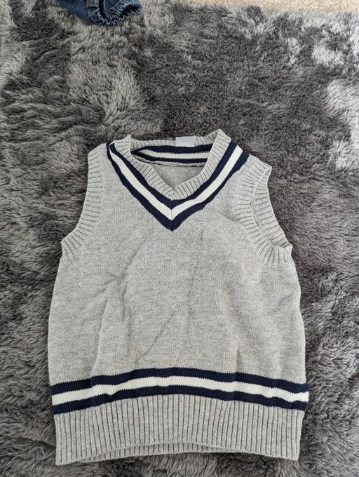 Buy & Sell South West London Norbury - South West London - Photos for 12-18 month sleeveless jumper