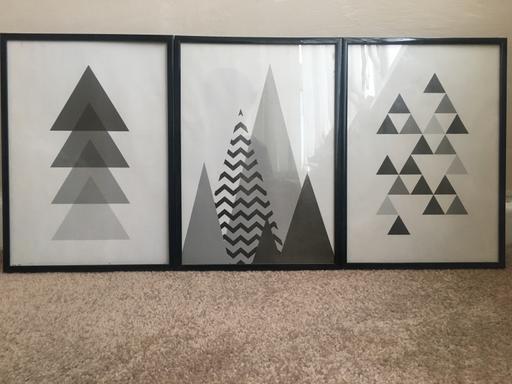 Buy & Sell Leicestershire Leicester - Photos for 3 geometric pictures with frames