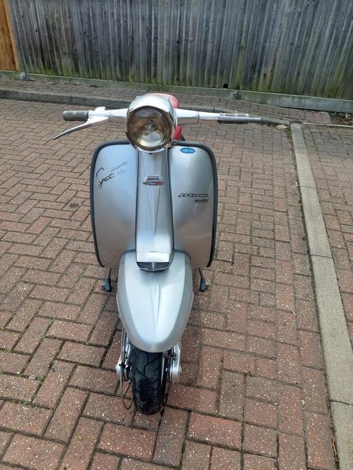 Vehicles South West London Sutton - Photos for Lambretta