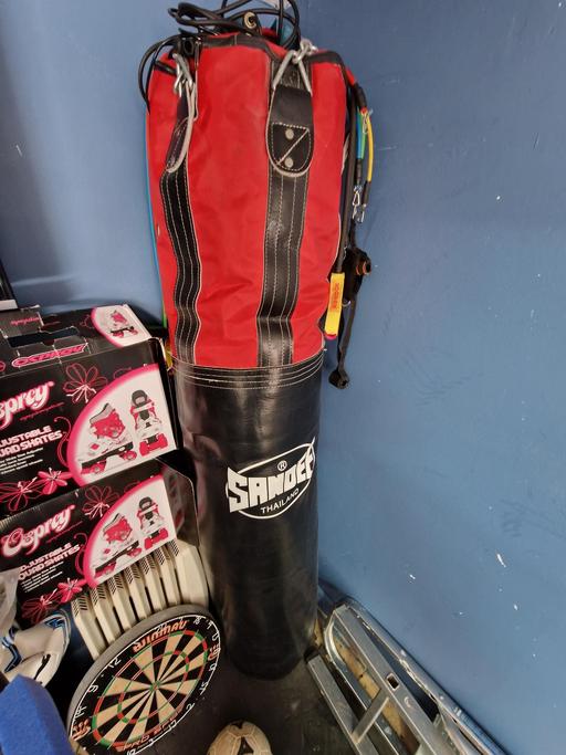Buy & Sell Hockley Birmingham - Photos for SANDEE - BLACK & RED HALF LEATHER PUNCH BAG