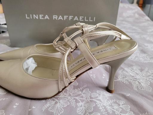 Buy & Sell Warwickshire Nuneaton and Bedworth - Photos for Leather bridal shoes size 5 Linea Raffaelli!