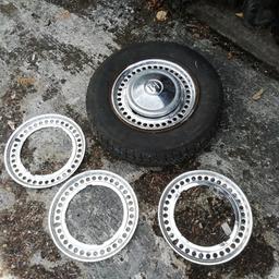 4 x 13in wheel embellishes good condition fits 13in wheels with hub caps collection only £10 for all 4 hub cap not included 