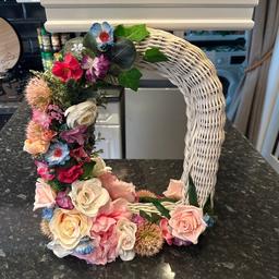 This was just a plain mirror which I sourced from a vintage store and gave it a new lease of life by adding lots of faux flowers to it.
From a smoke free home.
Collection from Congress Mount Armley 
LS12 3DU 
Have a look at my other items for sale 🌸