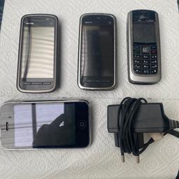 Biete hier 2 mal Nokia 5230 funktionieren , 1x 6021 Defekt und iPhone Defekt .
Für Sammler .