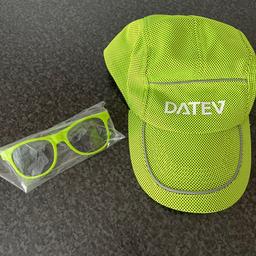 Capi und Sonnenbrille von DATEV 
Für Frau und Mann geeignet / unisex
In Neongrün