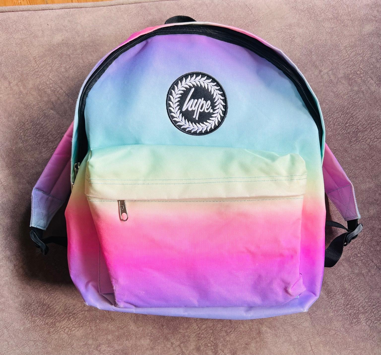 Hype Backpack, Lunchbox & Pencilcase in KT22 Valley for £20.00 for sale