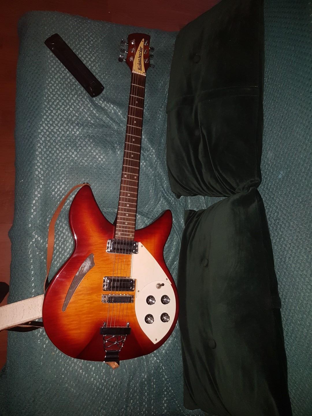 Electric guitar copy of a classic design in E17 London for £40.00 for
