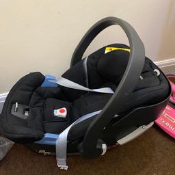 Selling my cybex baby car seat and brand new isofix unit which I brought only to find that my car did not have the fittings so never used it