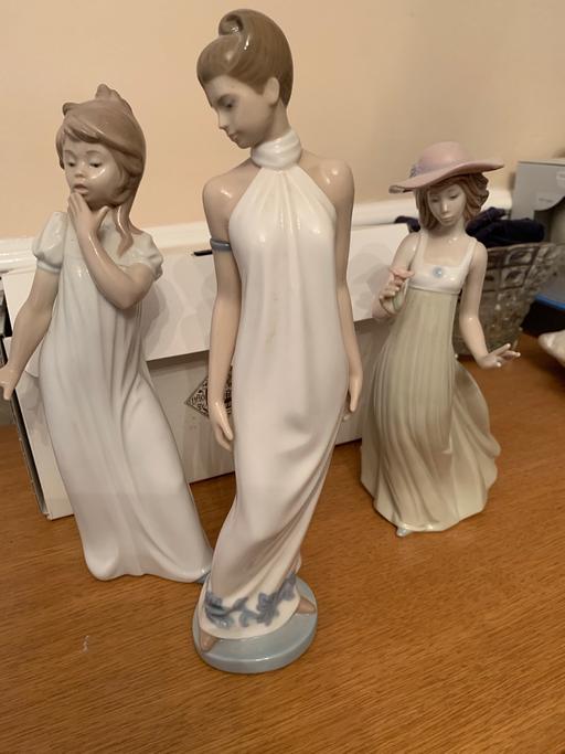 Buy & Sell Essex Thurrock - Essex - Photos for NAO by LLADRO Elegance Lady