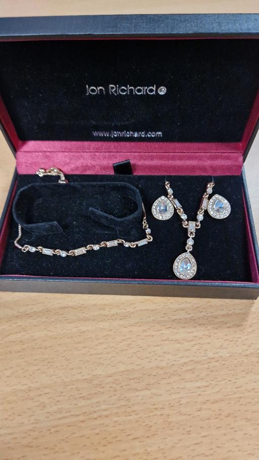 Buy & Sell West Midlands Birmingham - Photos for Jon Richard necklace, earrings and bracelet 