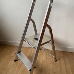 An Abru, aluminium, folding Hop up Step ladder.
Sturdy & lightweight
The top step is 14" high.
In very good condition