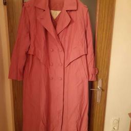 Verkaufe Respo Damen Trenchcoat, Größe 42, aus 55 % Baumwolle und 45 % Polyester, Futter aus 100 % Viskose, Gesamtlänge 120 cm, neuwertiger Zustand.